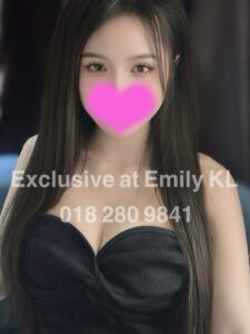 High-class MILF escort KL